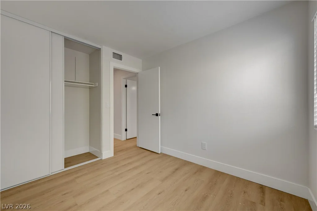 3131 White Rose, Henderson, NV 89014