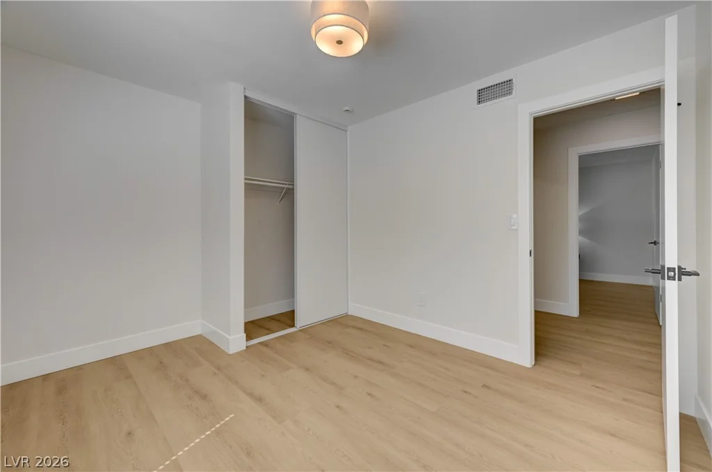 3131 White Rose, Henderson, NV 89014