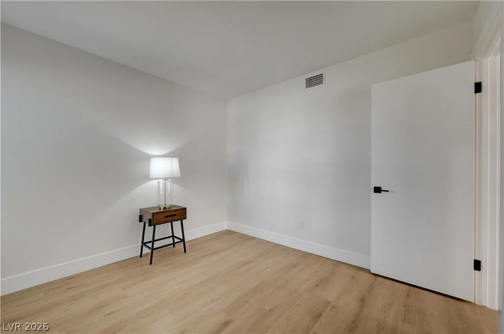 3131 White Rose, Henderson, NV 89014
