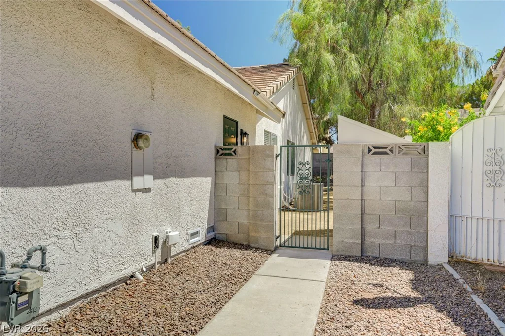 3131 White Rose, Henderson, NV 89014