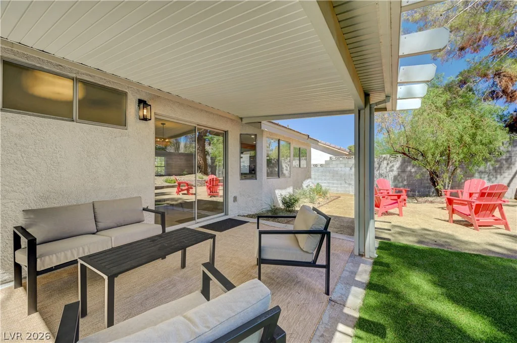 3131 White Rose, Henderson, NV 89014