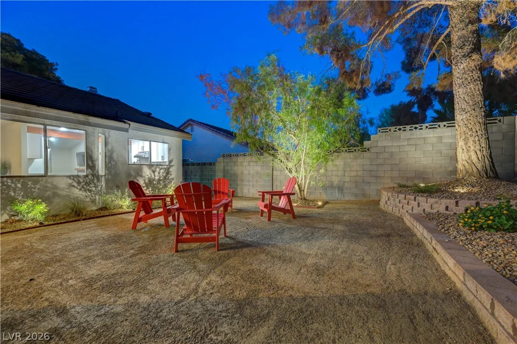 3131 White Rose, Henderson, NV 89014