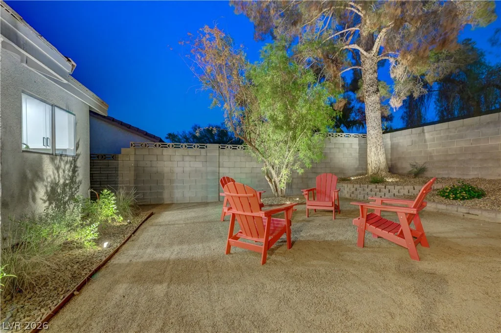 3131 White Rose, Henderson, NV 89014