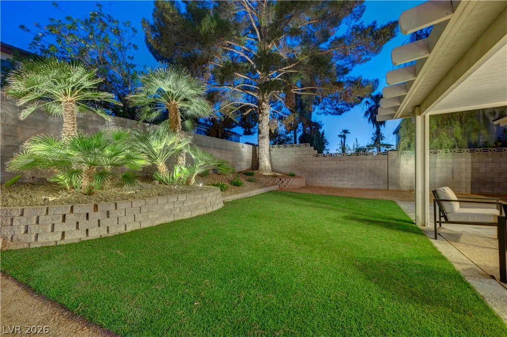 3131 White Rose, Henderson, NV 89014