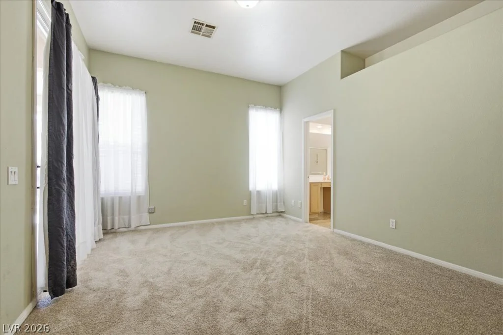 8633 Crest Hill, Las Vegas, NV 89145