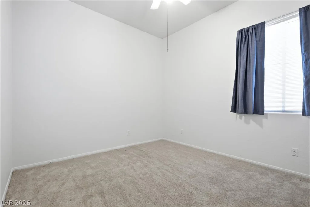 8633 Crest Hill, Las Vegas, NV 89145