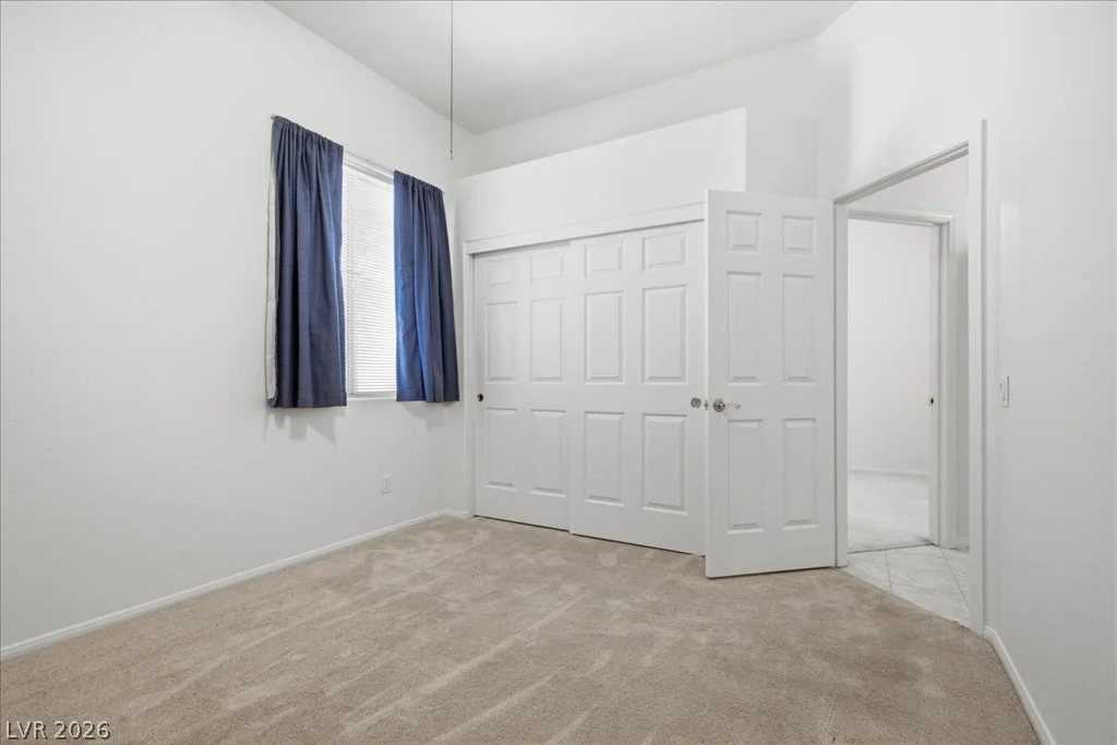 8633 Crest Hill, Las Vegas, NV 89145