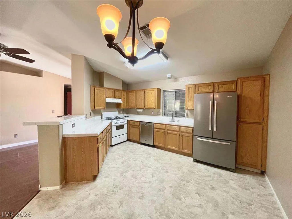 3500 Redwood Ridge, North Las Vegas, NV 89031