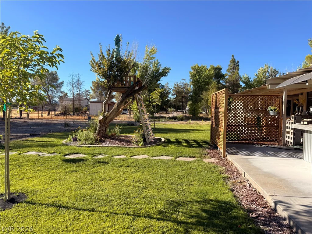6130 Hawkins, Pahrump, NV 89061