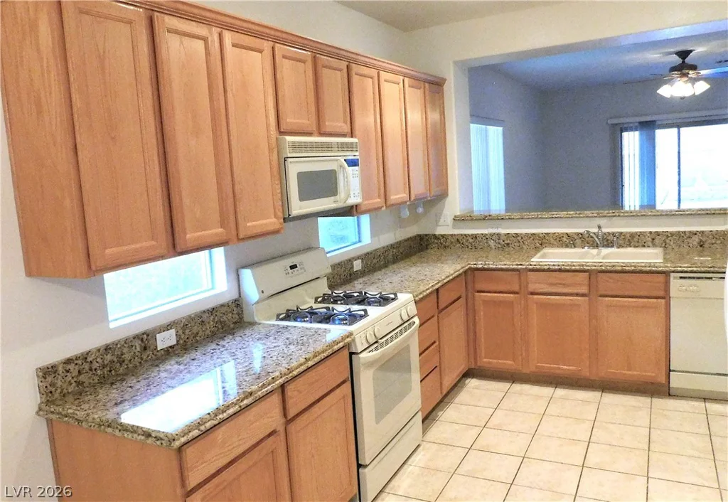 499 Elm Crest, Henderson, NV 89012