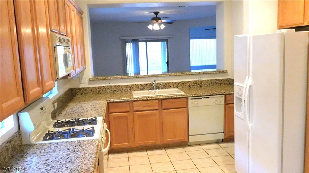 499 Elm Crest, Henderson, NV 89012