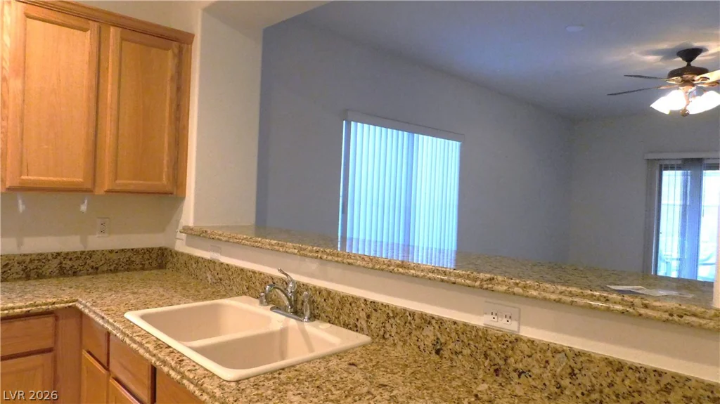 499 Elm Crest, Henderson, NV 89012