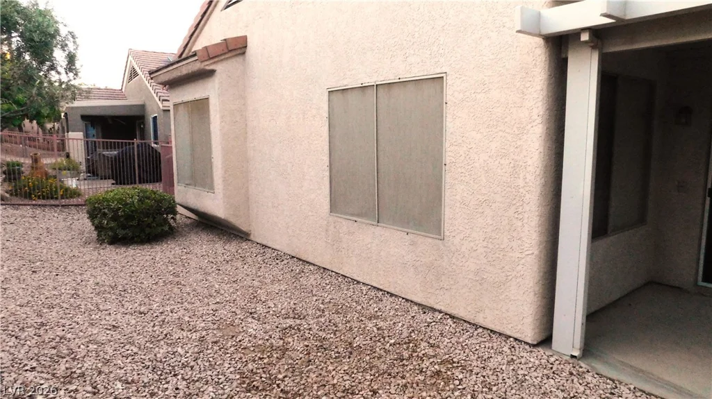 499 Elm Crest, Henderson, NV 89012