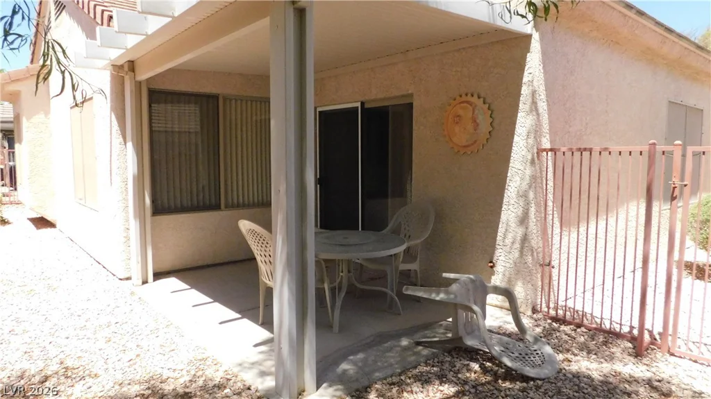 499 Elm Crest, Henderson, NV 89012