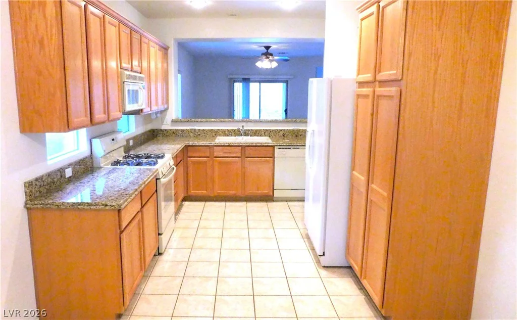 499 Elm Crest, Henderson, NV 89012