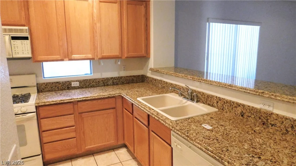 499 Elm Crest, Henderson, NV 89012