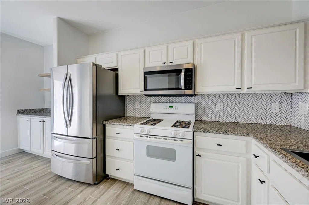 7439 Mariposa Grove, Las Vegas, NV 89139