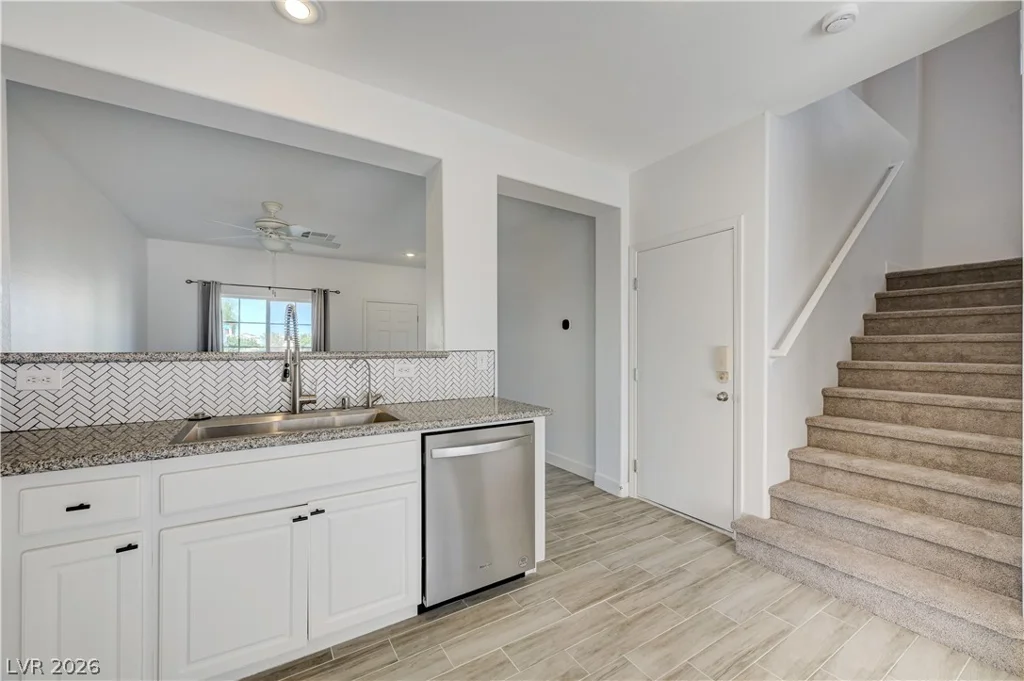 7439 Mariposa Grove, Las Vegas, NV 89139