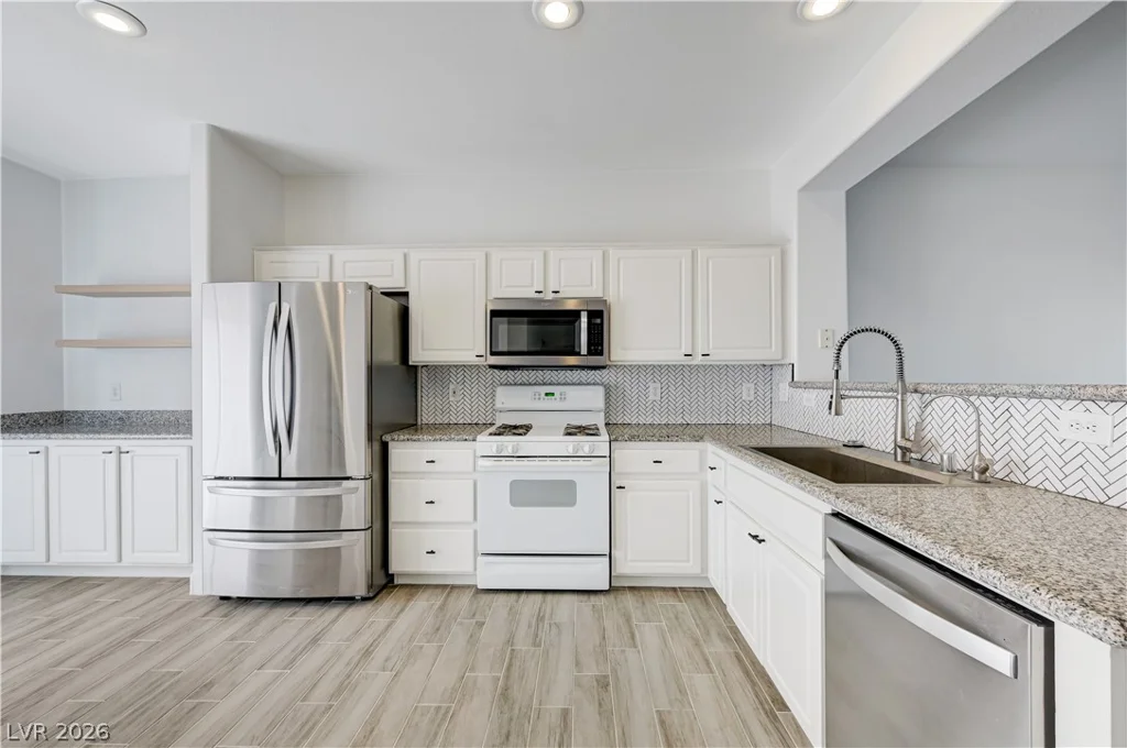 7439 Mariposa Grove, Las Vegas, NV 89139