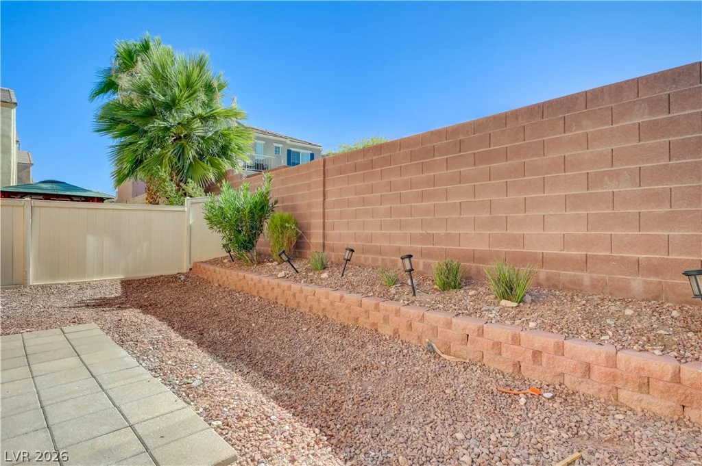 7439 Mariposa Grove, Las Vegas, NV 89139