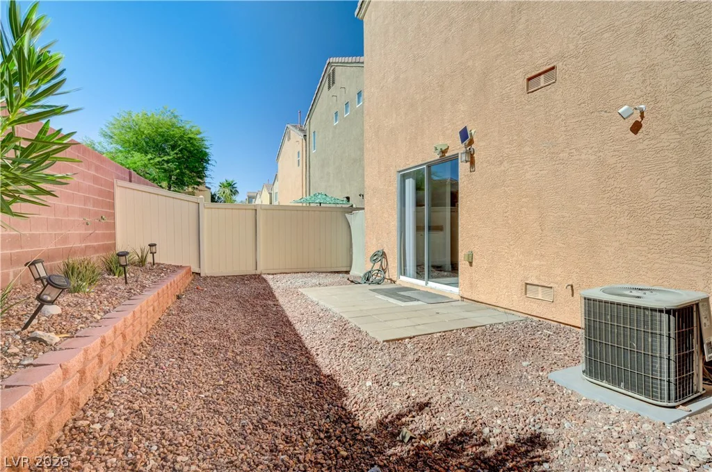 7439 Mariposa Grove, Las Vegas, NV 89139