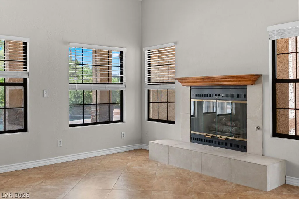 5301 Braemar, Las Vegas, NV 89130