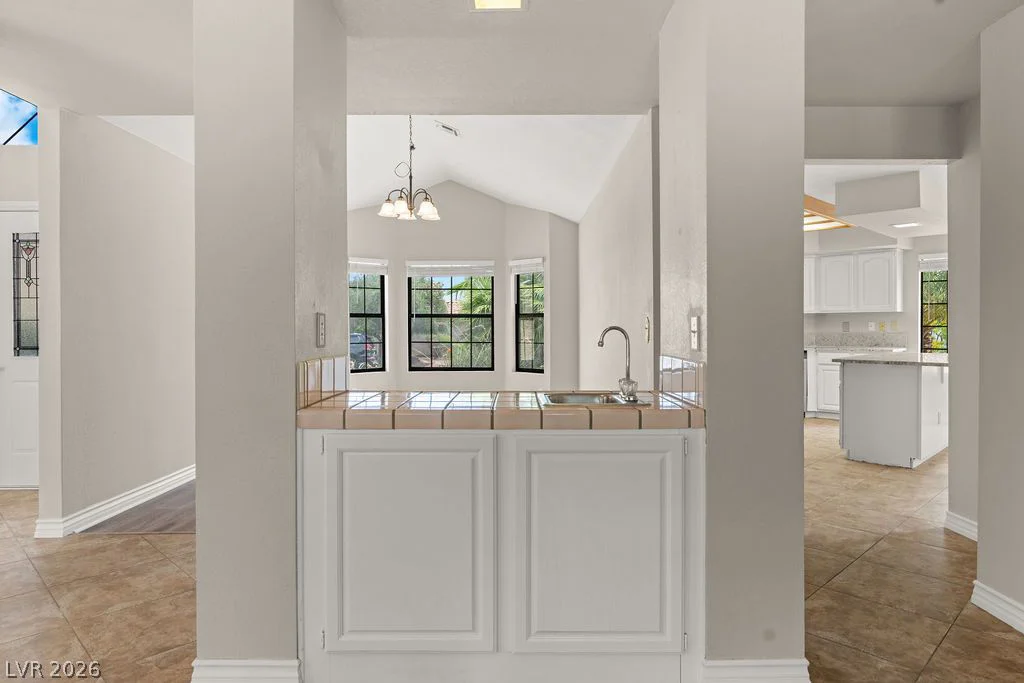 5301 Braemar, Las Vegas, NV 89130