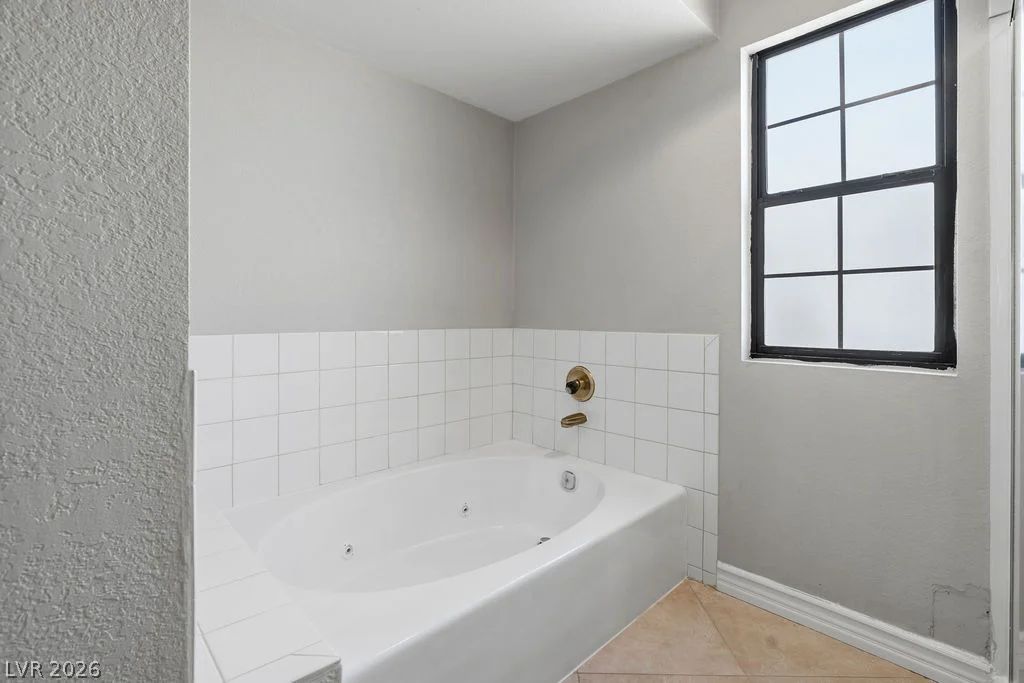 5301 Braemar, Las Vegas, NV 89130