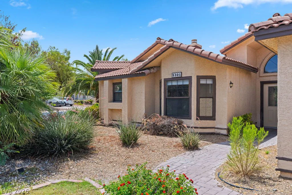 5301 Braemar, Las Vegas, NV 89130