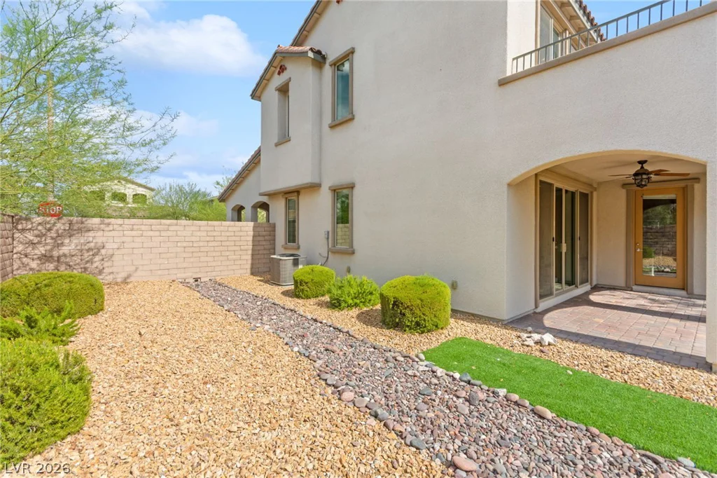 435 Vigo Port, Las Vegas, NV 89138