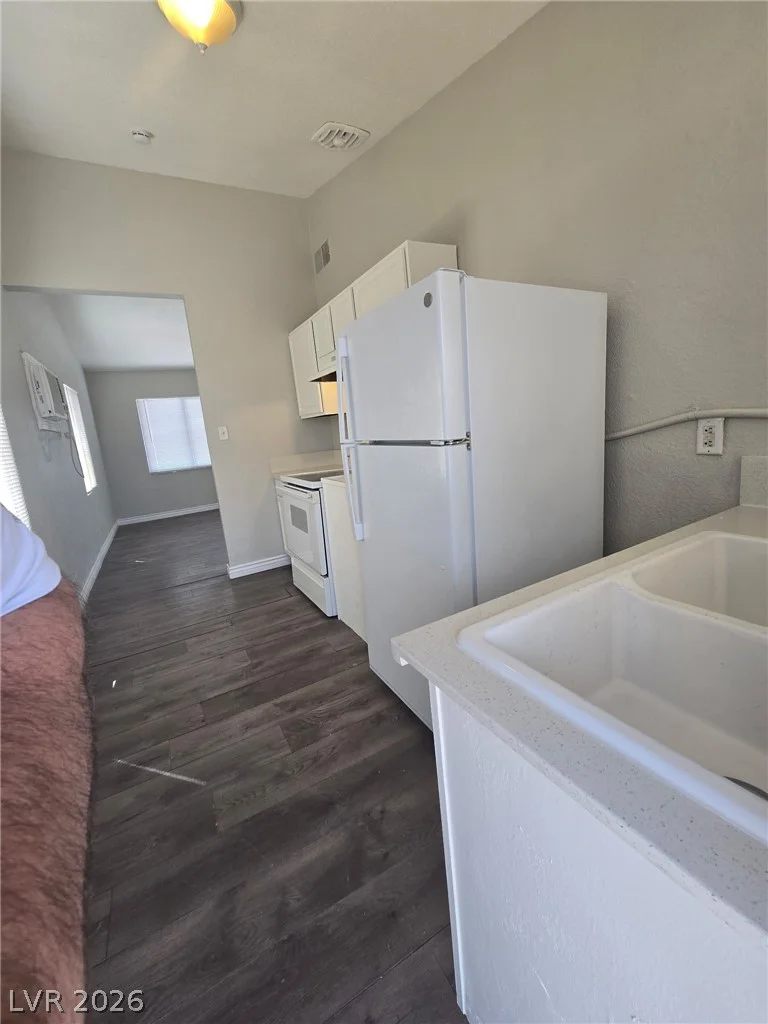 1713 Fairfield, Las Vegas, NV 89102