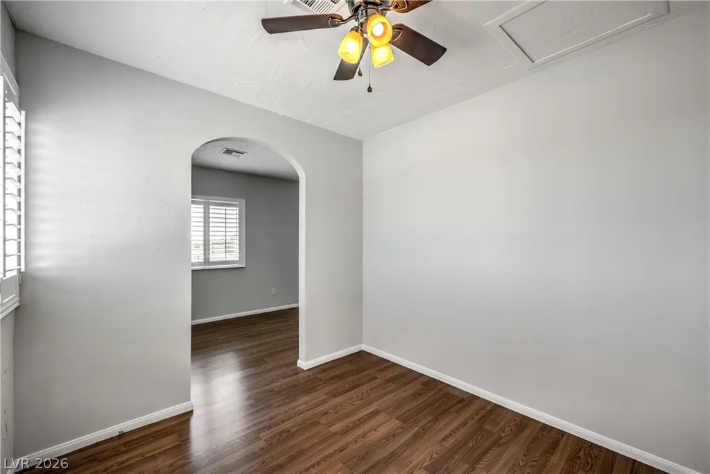 8910 Rosada Way, Las Vegas, NV 89149
