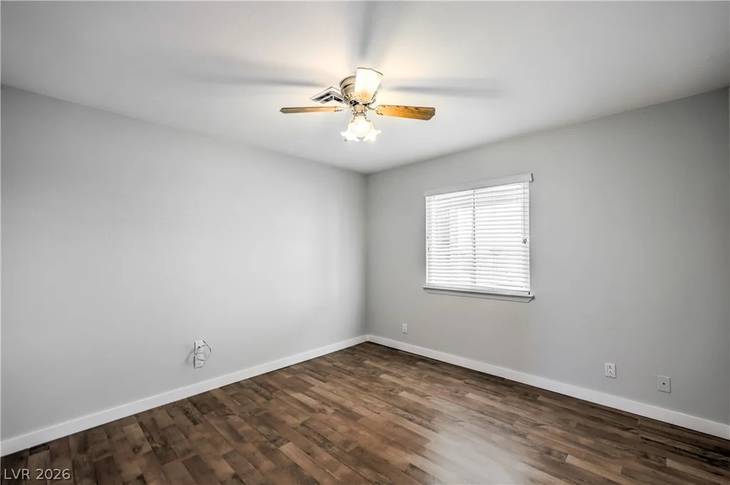 8910 Rosada Way, Las Vegas, NV 89149
