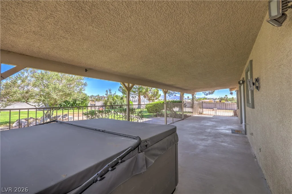 8910 Rosada Way, Las Vegas, NV 89149