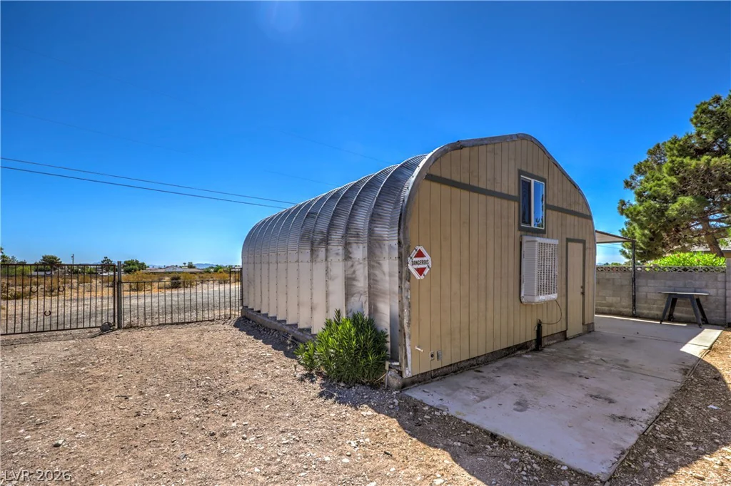 8910 Rosada Way, Las Vegas, NV 89149