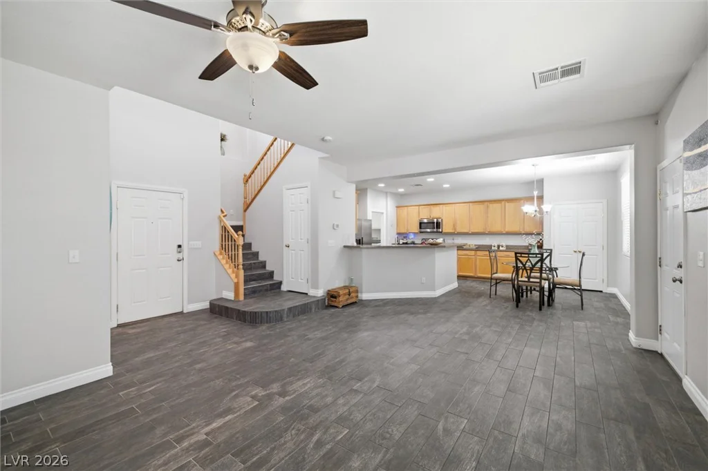 321 Arrowbird, North Las Vegas, NV 89031