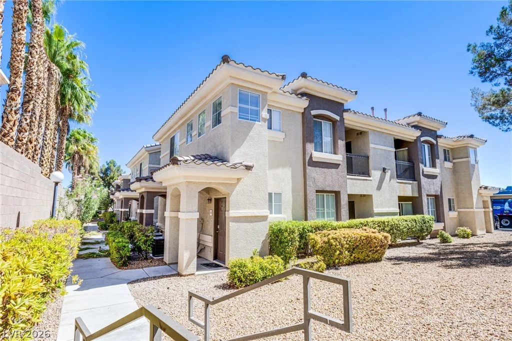 9050 Warm Springs, Las Vegas, NV 89148