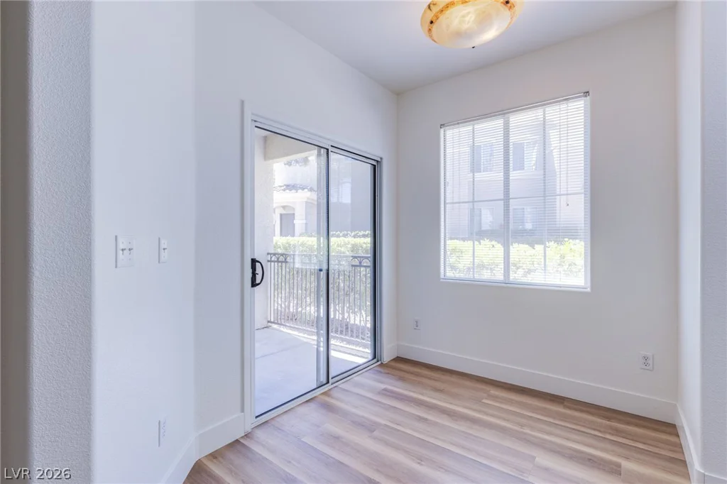 9050 Warm Springs, Las Vegas, NV 89148