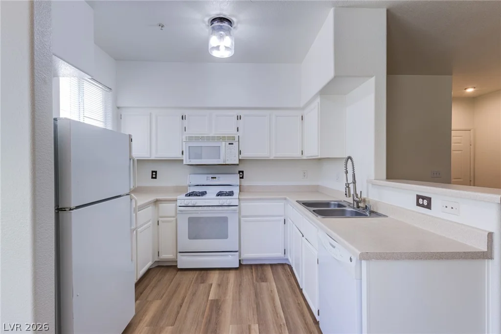 9050 Warm Springs, Las Vegas, NV 89148