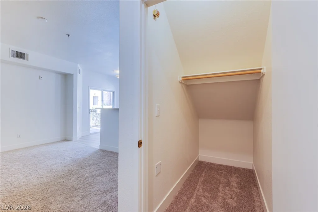 9050 Warm Springs, Las Vegas, NV 89148