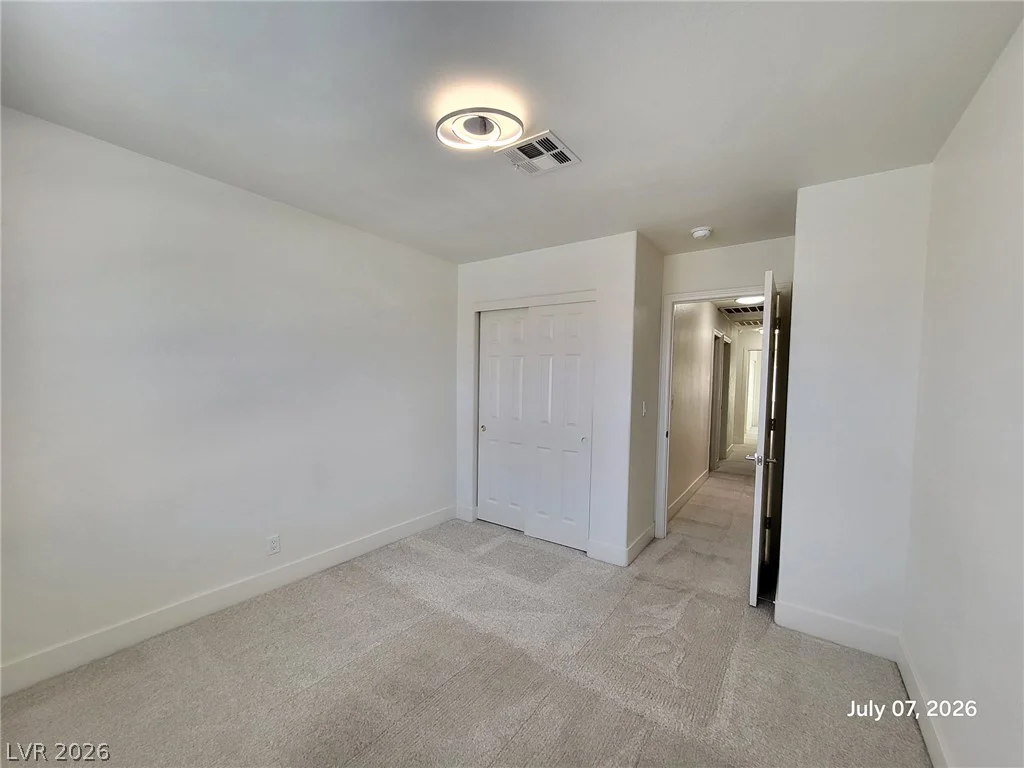3305 Hyannis, Las Vegas, NV 89129