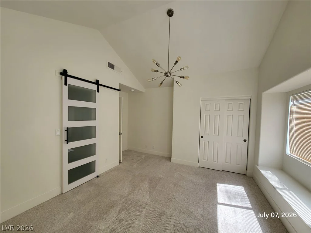 3305 Hyannis, Las Vegas, NV 89129