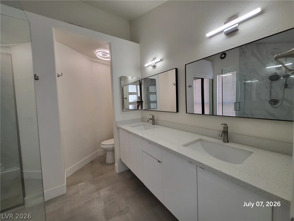 3305 Hyannis, Las Vegas, NV 89129