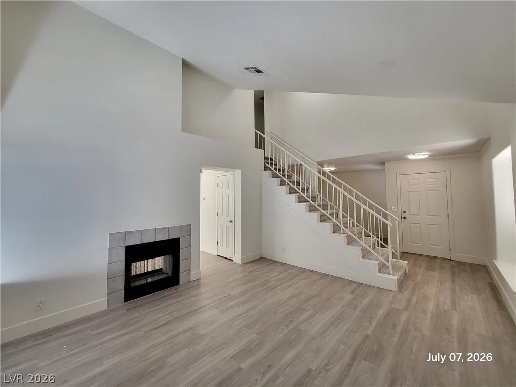 3305 Hyannis, Las Vegas, NV 89129