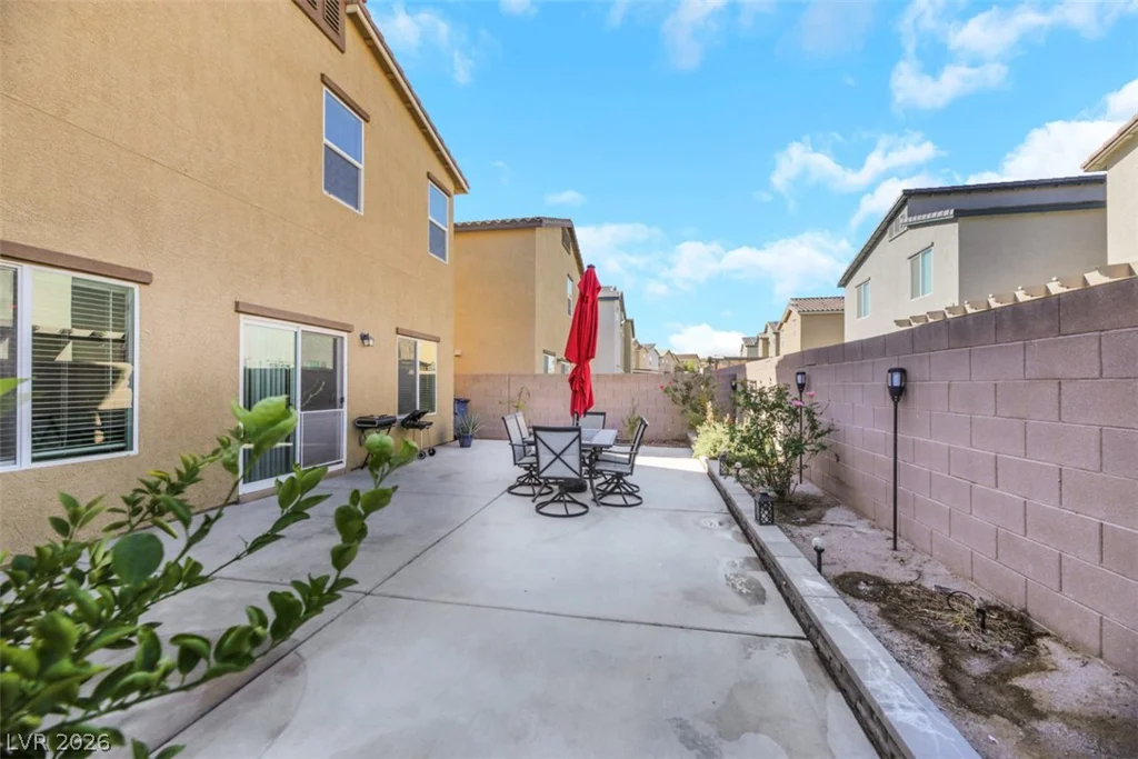 1054 Twincrest, North Las Vegas, NV 89032