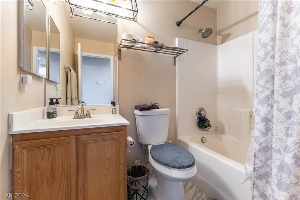 6529 La Placita, Las Vegas, NV 89142