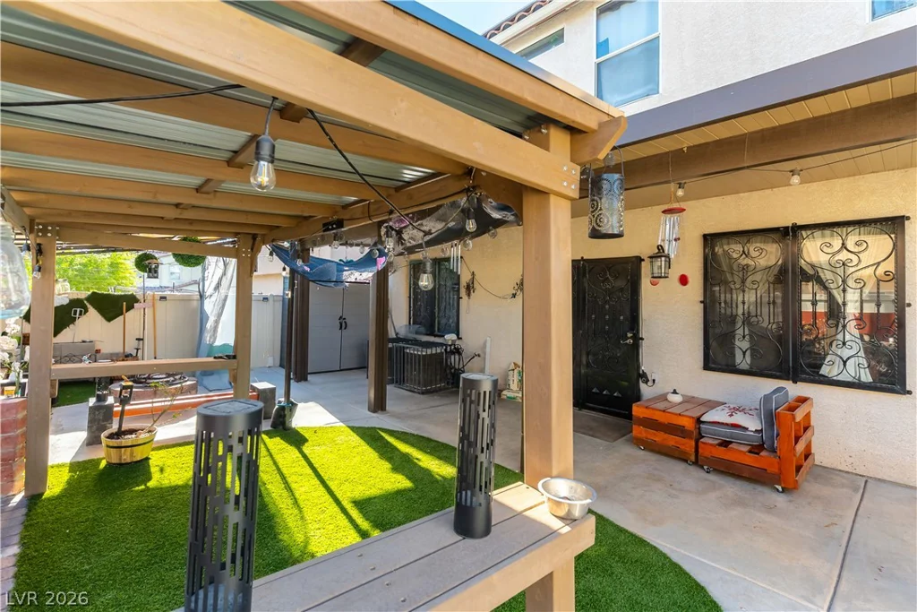 6529 La Placita, Las Vegas, NV 89142