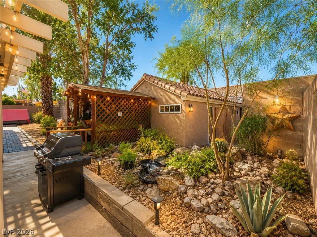 5916 Blush, Las Vegas, NV 89130