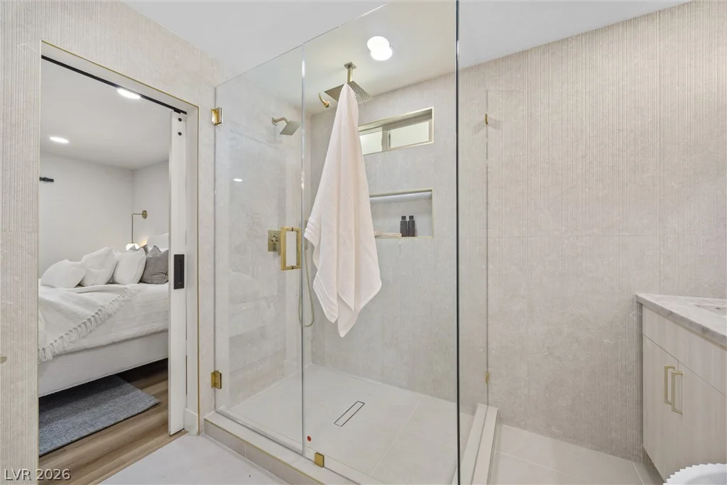 1242 Campbell, Las Vegas, NV 89102