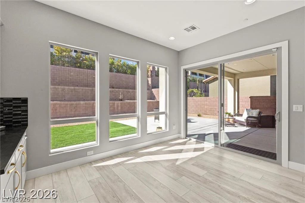 225 Carmel Sky, Las Vegas, NV 89138